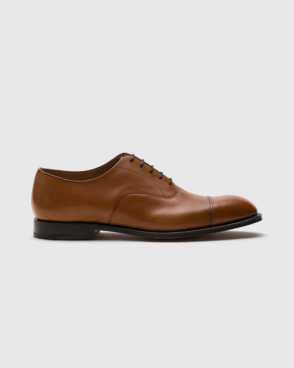 Oxford de cuero de ternera blanqueado Consul