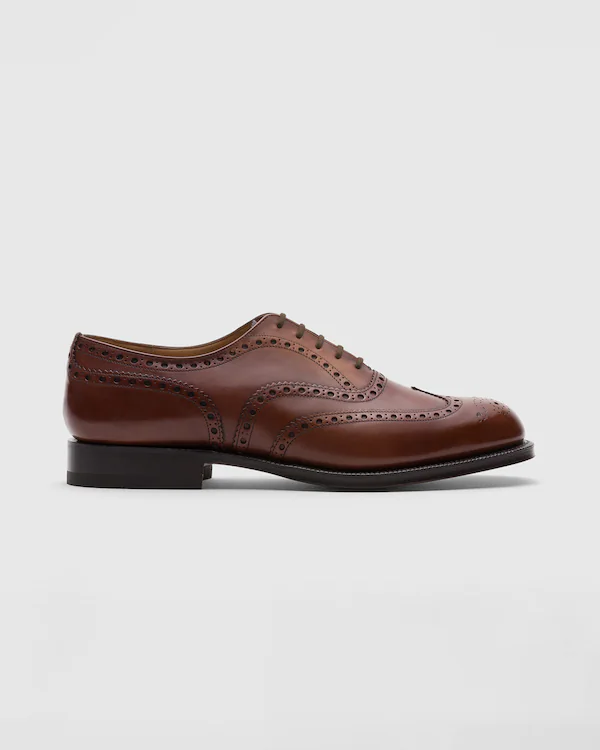 Burwood Oxford con cuero de ternera blanqueado