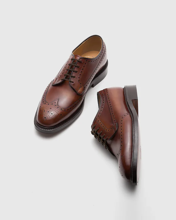 Grafton 173 Derby Brogue de piel de ternera blanqueada