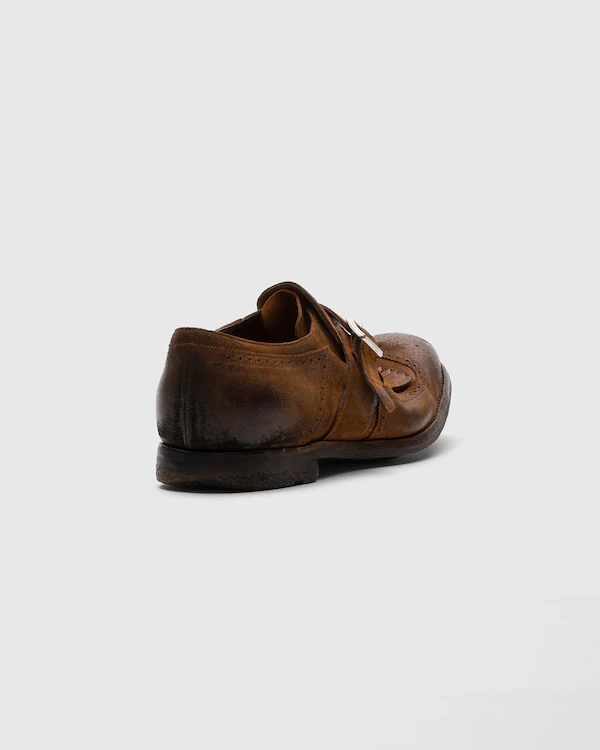 Zapatilla de cuero de gamuza con hebilla Shanghai vintage